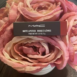 NIB MAC Matte Lipstick color 602 CHILI